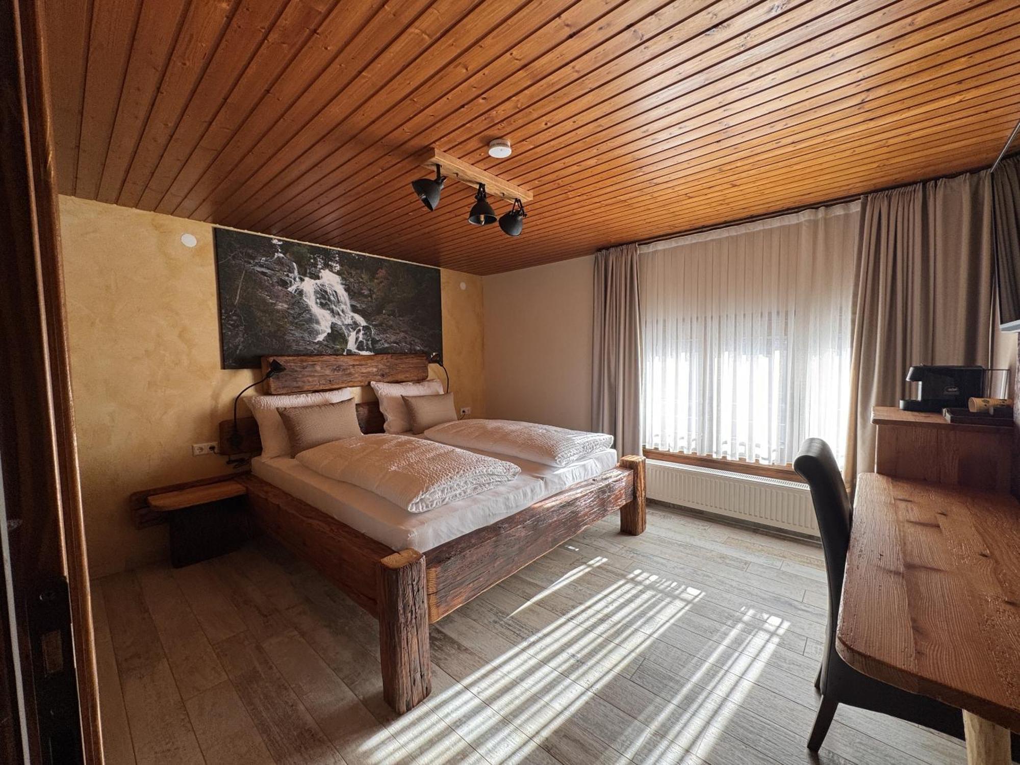 Black Forest Hotel Todtnau Pokoj fotografie